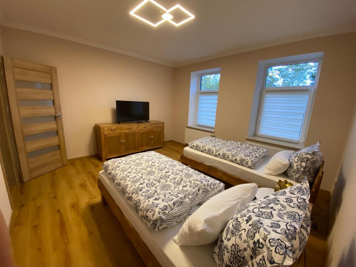 2 Raum Apartment Mit Terrasse, Hell Und Stilvoll Borna Exterior foto